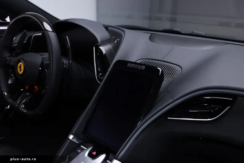 Ferrari Roma din 2025 cu 1.220 km - oferta FER181443 - foto 32