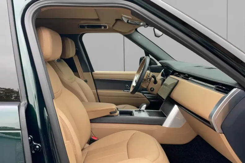 Land Rover Range Rover din 2025 cu 32.595 km - oferta LAN181447 - foto 5