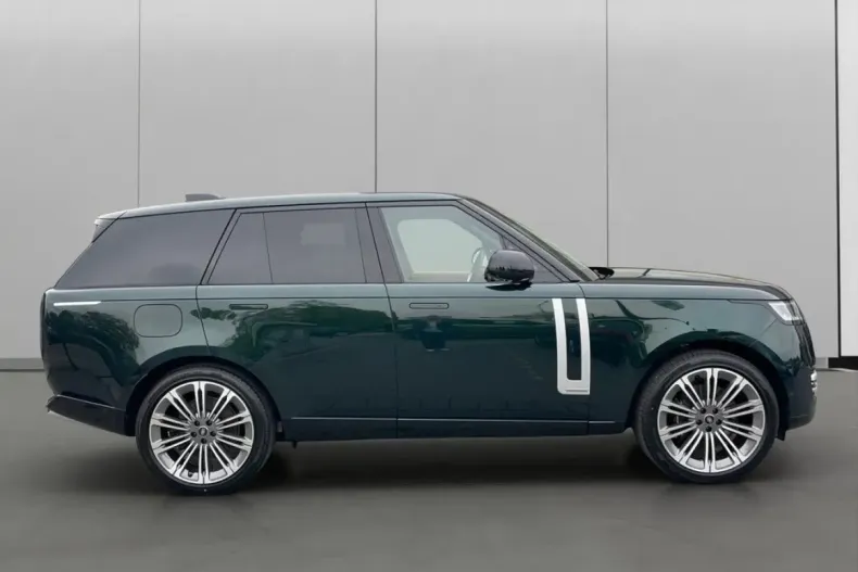 Land Rover Range Rover din 2025 cu 32.595 km - oferta LAN181447 - foto 6