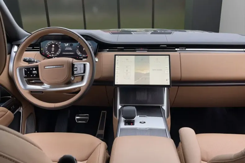 Land Rover Range Rover din 2025 cu 32.595 km - oferta LAN181447 - foto 12