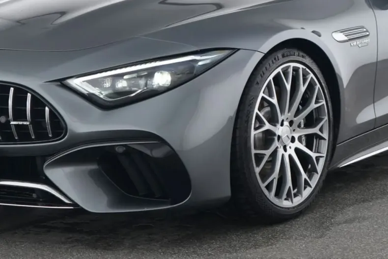 Mercedes-Benz S 63 AMG (Clasa S) din 2025 cu 6.237 km - oferta MER181450 - foto 2