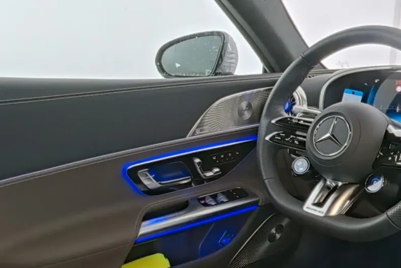 Mercedes-Benz S 63 AMG (Clasa S) din 2025 cu 6.237 km - oferta MER181450 - foto 5