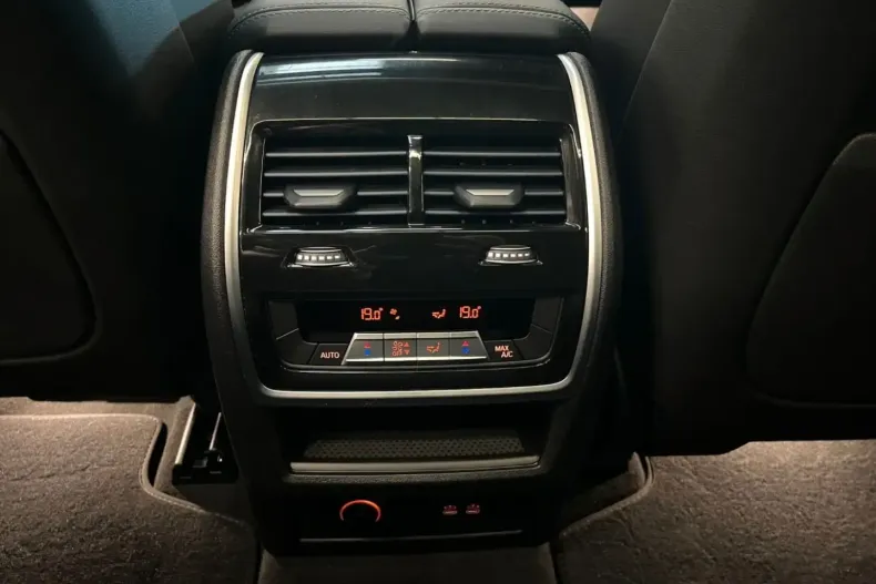 BMW X7 (Seria X) din 2025 cu 6.537 km - oferta BMW181452 - foto 14