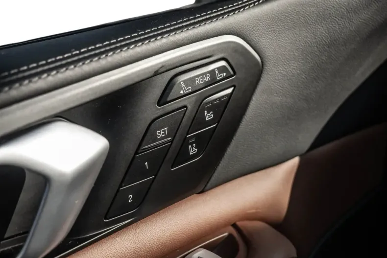 BMW X7 (Seria X) din 2025 cu 12.996 km - oferta BMW181453 - foto 17