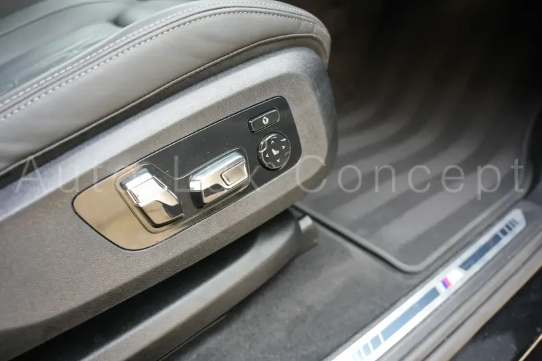 BMW X7 (Seria X) din 2024 cu 26.476 km - oferta BMW181457 - foto 25