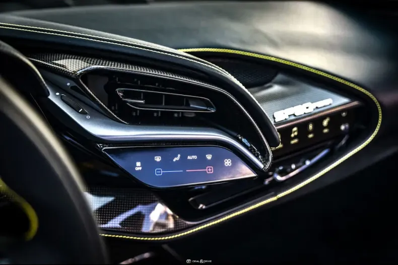 Ferrari SF90 din 2024 cu 3.620 km - oferta FER181461 - foto 22