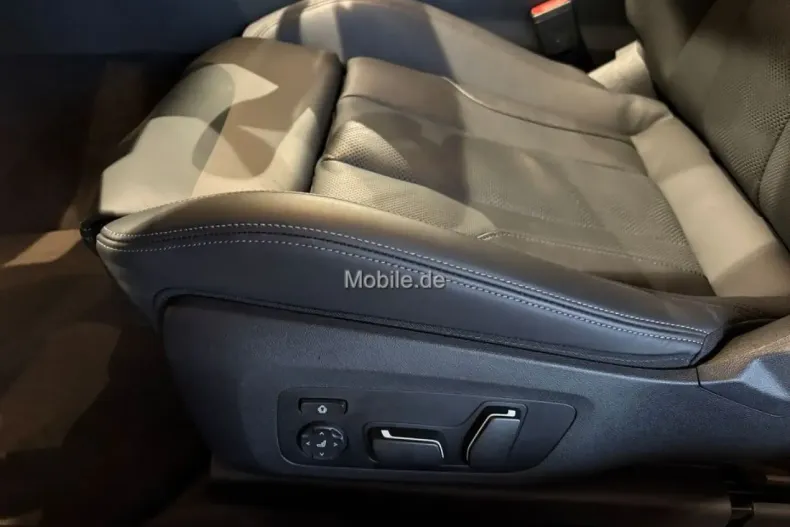 BMW M4 (Modele M) din 2025 cu 9.516 km - oferta BMW181462 - foto 18