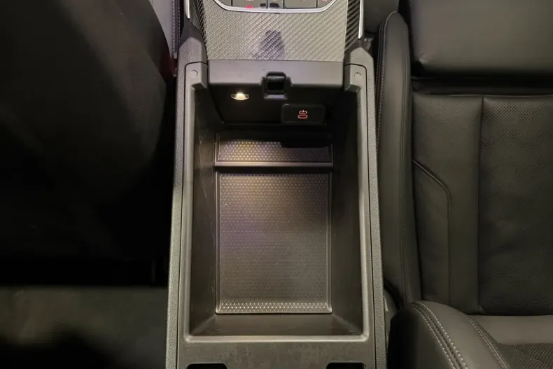 BMW M4 (Modele M) din 2024 cu 12.350 km - oferta BMW181465 - foto 19