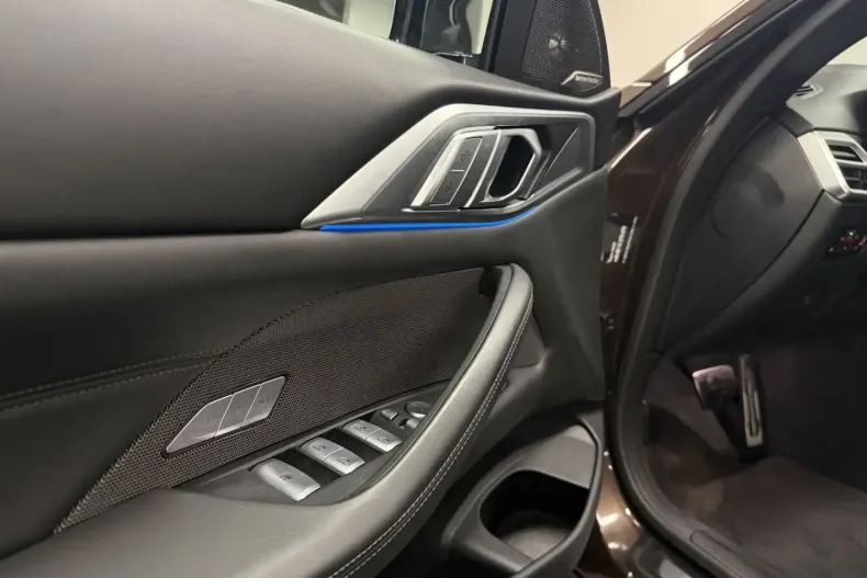 BMW M4 (Modele M) din 2024 cu 12.350 km - oferta BMW181465 - foto 29