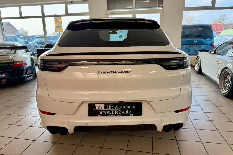 Porsche Cayenne din 2023 cu 48.122 km - oferta POR181466 - foto 4