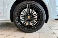 Porsche Cayenne din 2023 cu 48.122 km - oferta POR181466 - foto 6