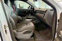 Porsche Cayenne din 2023 cu 48.122 km - oferta POR181466 - foto 13