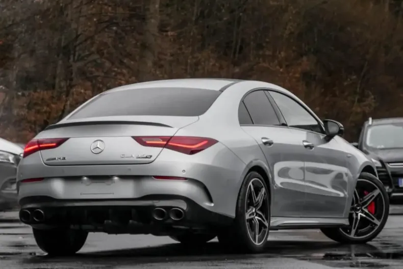 Mercedes-Benz CLA 45 AMG (Clasa CLA) din 2025 cu 3.888 km - oferta MER181470 - foto 2