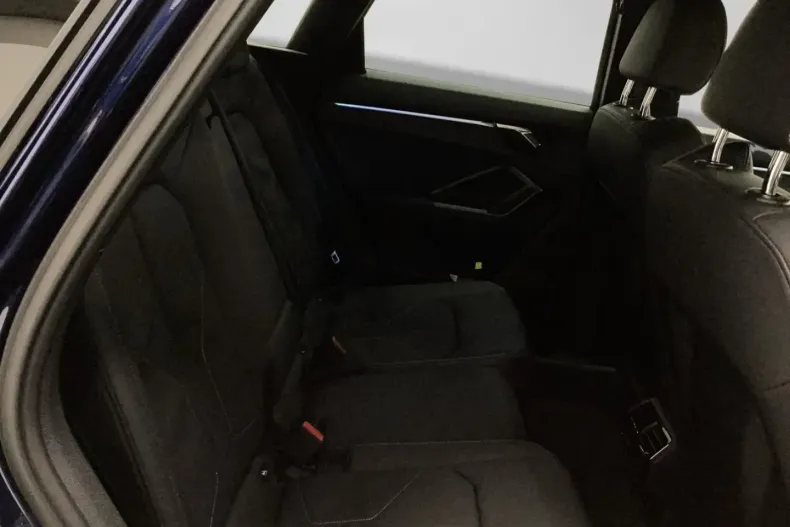 Audi Q3 din 2025 cu 8.847 km - oferta AUD181471 - foto 5