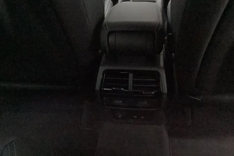 Audi Q3 din 2025 cu 8.847 km - oferta AUD181471 - foto 18