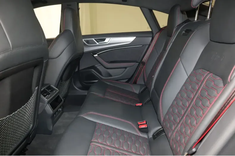 Audi RS7 din 2025 cu 9.884 km - oferta AUD181475 - foto 12