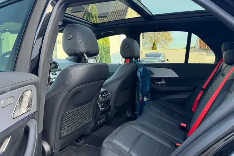 Mercedes-Benz GLE 63 AMG (Clasa GLE) din 2024 cu 40.000 km - oferta MER181478 - foto 8