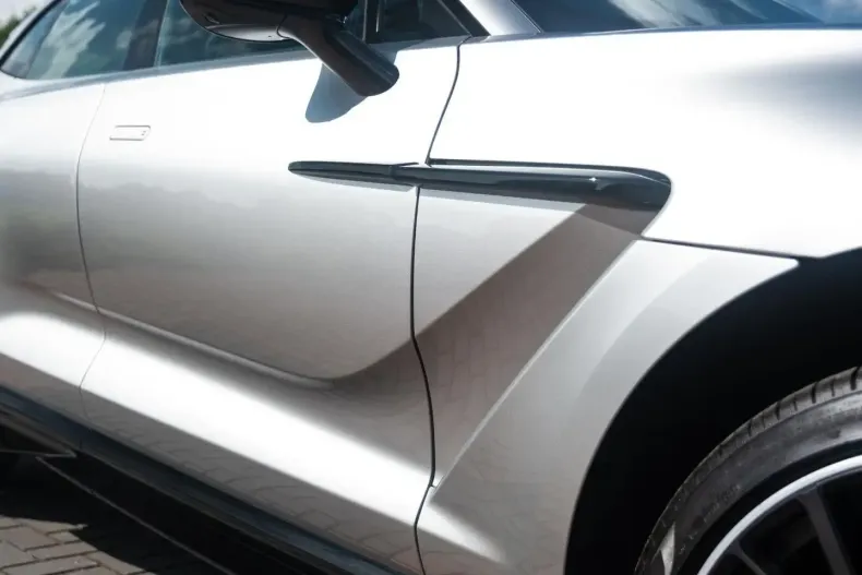 Aston Martin DBX din 2023 cu 67.680 km - oferta AST181480 - foto 36