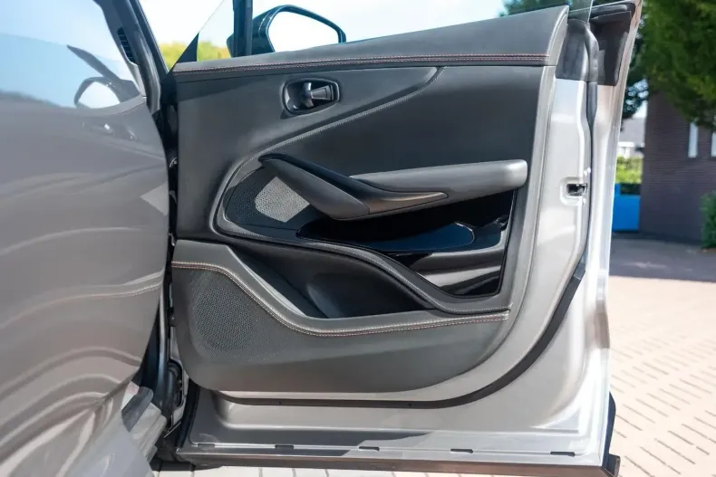 Aston Martin DBX din 2023 cu 67.680 km - oferta AST181480 - foto 37