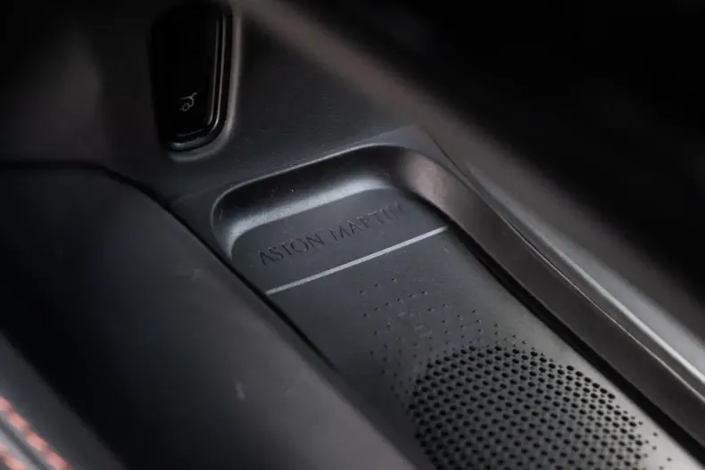 Aston Martin DBX din 2023 cu 67.680 km - oferta AST181480 - foto 44