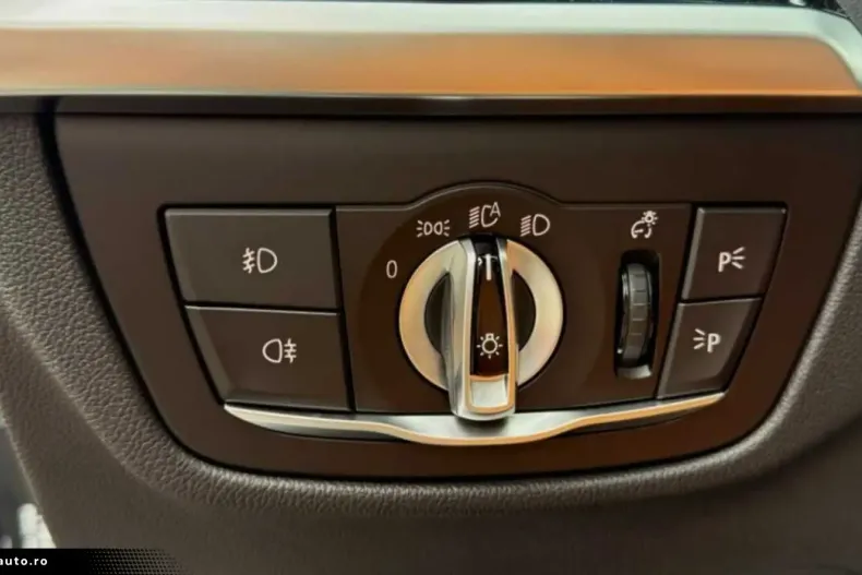 BMW X3 (Seria X) din 2021 cu 123.000 km - oferta BMW181483 - foto 21