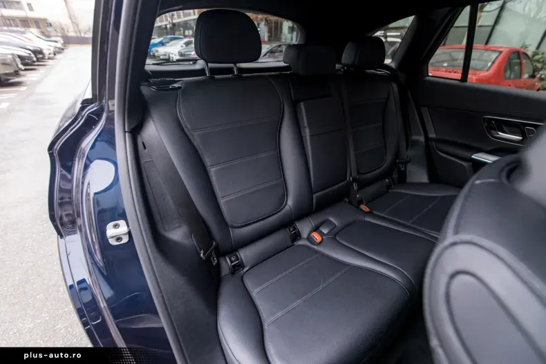 Mercedes-Benz GLC 300 (Clasa GLC) din 2023 cu 38.650 km - oferta MER181486 - foto 17