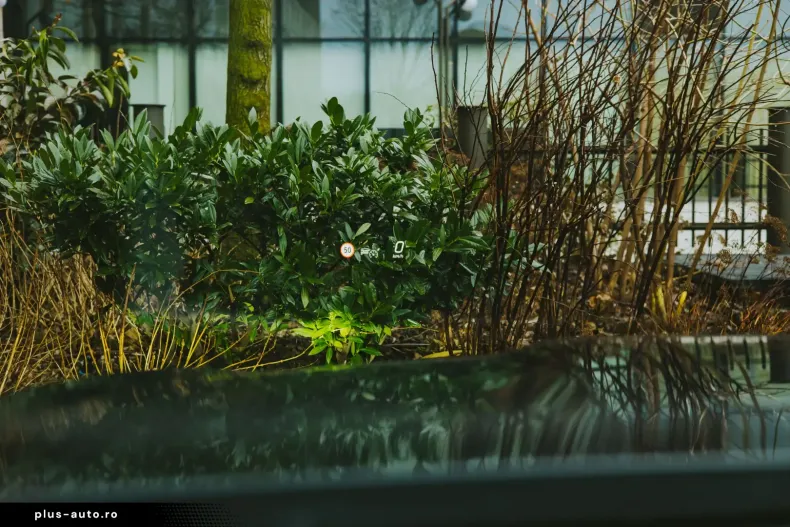 Mercedes-Benz GLC 300 (Clasa GLC) din 2023 cu 38.650 km - oferta MER181486 - foto 26