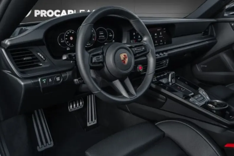 Porsche 992 din 2025 cu 6.500 km - oferta POR181489 - foto 2