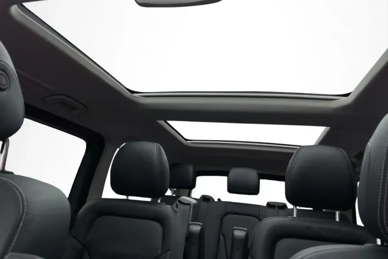 Mercedes-Benz V 250 (Clasa V) din 2025 cu 8.300 km - oferta MER181490 - foto 16