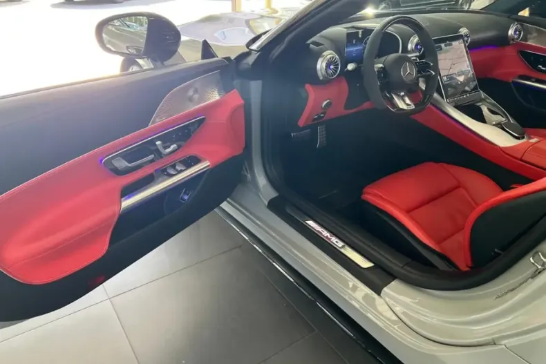 Mercedes-Benz SL 43 AMG (Clasa SL) din 2024 cu 23.900 km - oferta MER181497 - foto 7