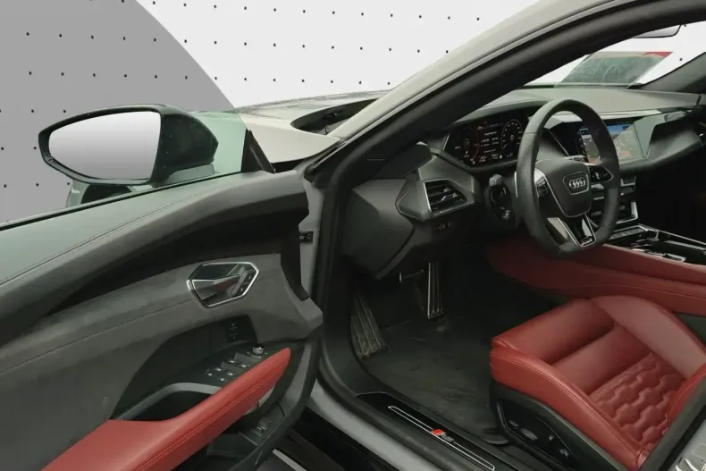 Audi RS e-tron GT din 2024 cu 18.574 km - oferta AUD181498 - foto 14