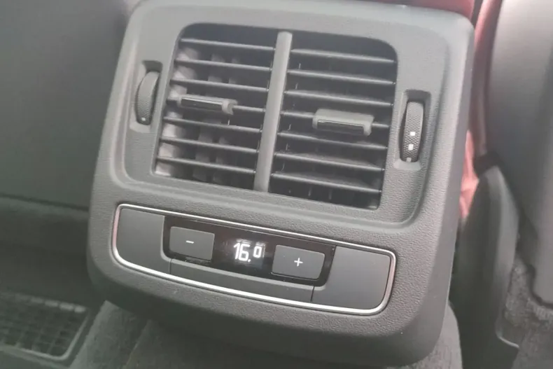 Audi RS e-tron GT din 2024 cu 18.574 km - oferta AUD181498 - foto 19