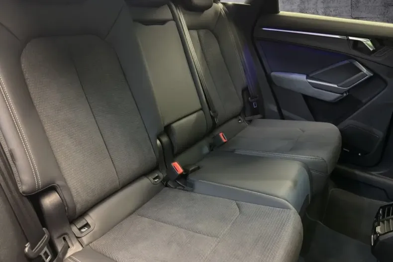 Audi Q3 din 2025 cu 4.990 km - oferta AUD181499 - foto 10