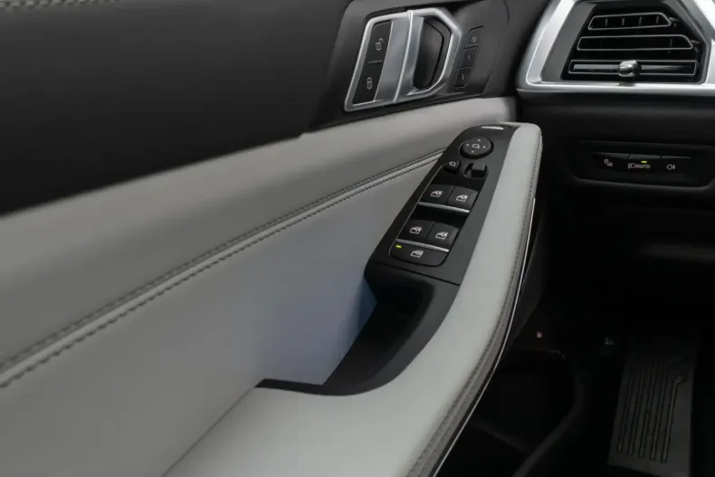 BMW X5 (Seria X) din 2025 cu 9.416 km - oferta BMW181511 - foto 34