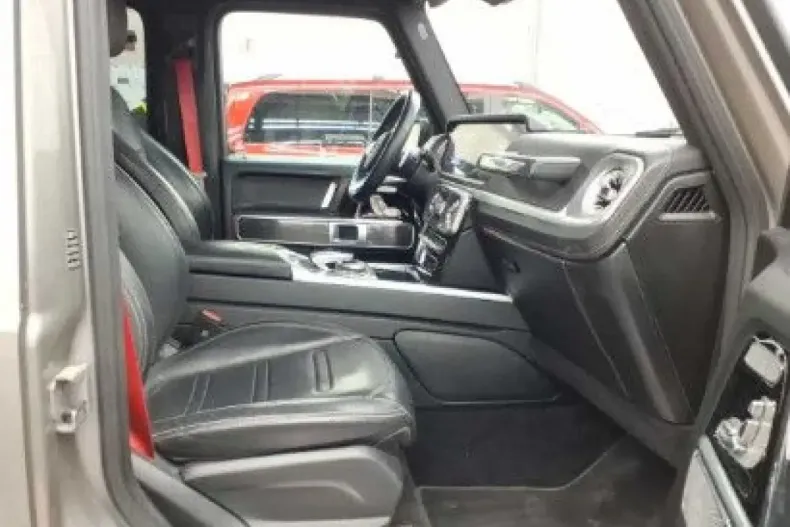 Mercedes-Benz G 350 (Clasa G) din 2023 cu 82.000 km - oferta MER181519 - foto 4