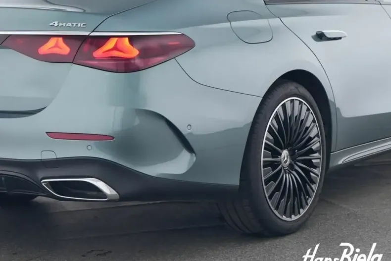 Mercedes-Benz E 400 (Clasa E) din 2023 cu 6.880 km - oferta MER181520 - foto 4