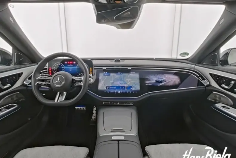 Mercedes-Benz E 400 (Clasa E) din 2023 cu 6.880 km - oferta MER181520 - foto 7
