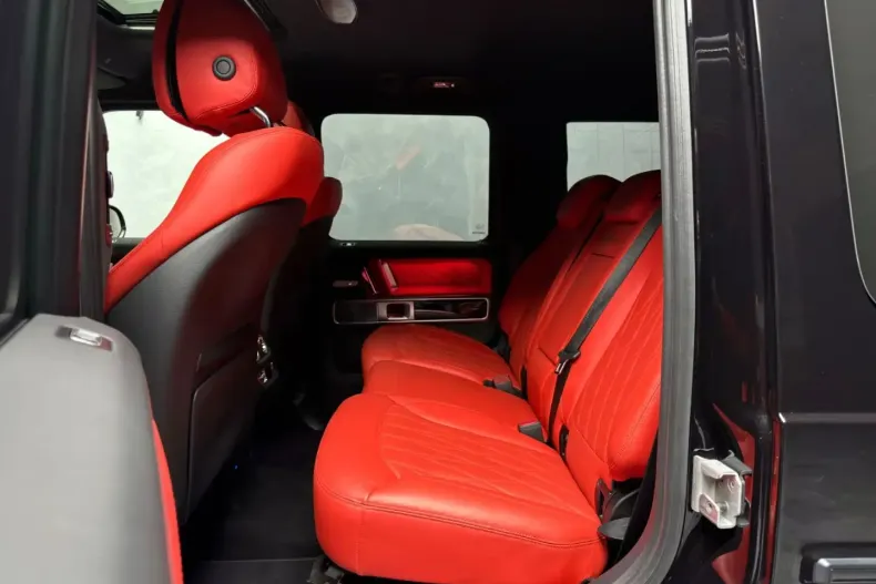 Mercedes-Benz G 63 AMG (Clasa G) din 2025 cu 15.555 km - oferta MER181522 - foto 29