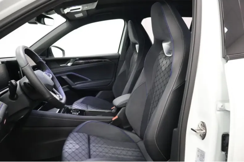 Volkswagen Tiguan din 2025 cu 22.984 km - oferta VOL181530 - foto 24