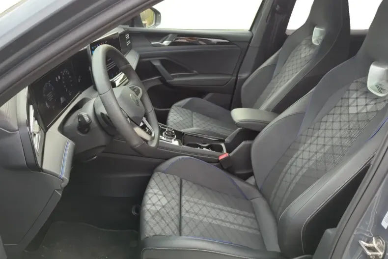 Volkswagen Tiguan din 2024 cu 24.200 km - oferta VOL181531 - foto 8