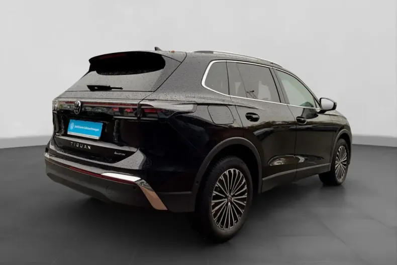 Volkswagen Tiguan din 2024 cu 23.213 km - oferta VOL181533 - foto 2