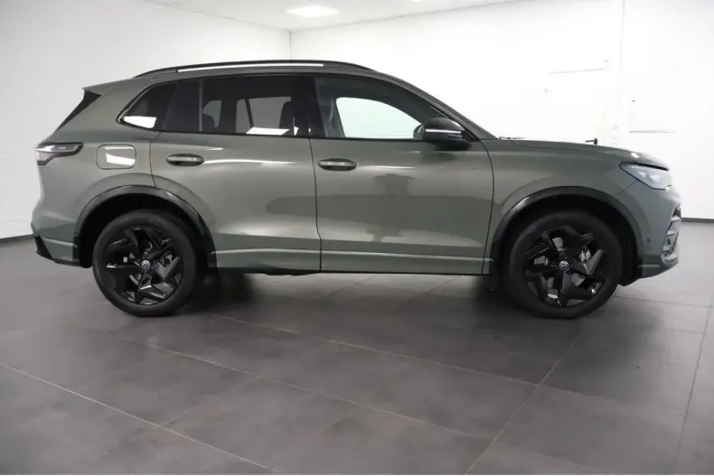 Volkswagen Tiguan din 2025 cu 23.968 km - oferta VOL181535 - foto 3