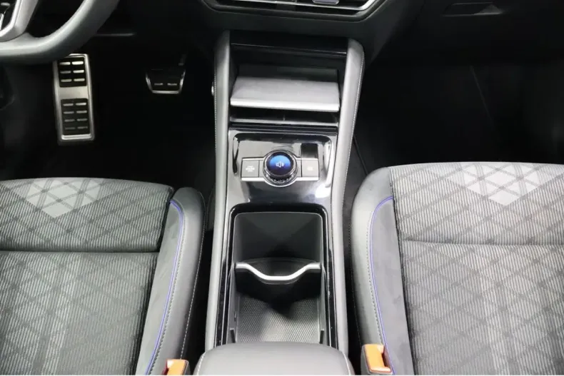 Volkswagen Tiguan din 2025 cu 23.968 km - oferta VOL181535 - foto 12