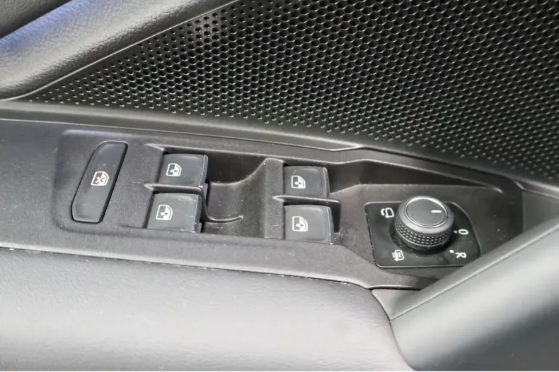 Volkswagen Tiguan din 2025 cu 23.968 km - oferta VOL181535 - foto 18