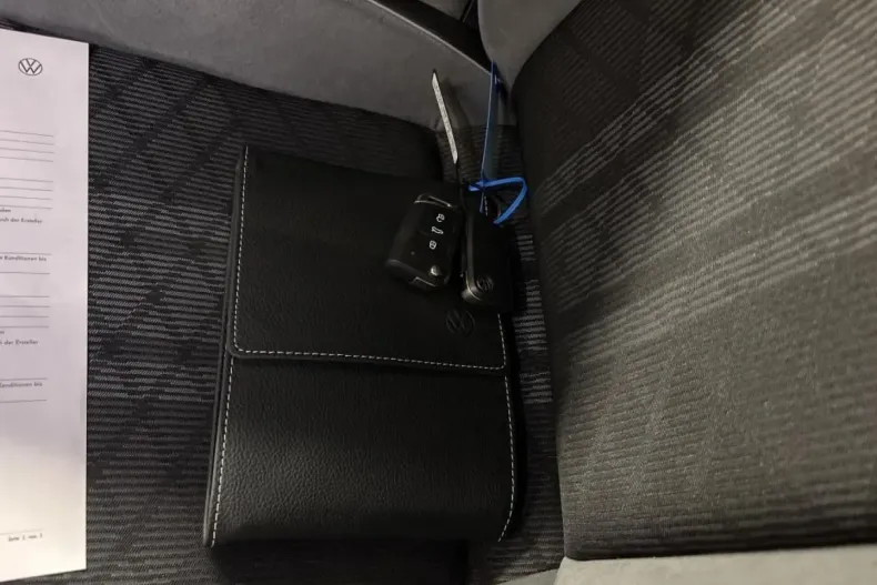 Volkswagen Tiguan din 2024 cu 37.663 km - oferta VOL181539 - foto 4