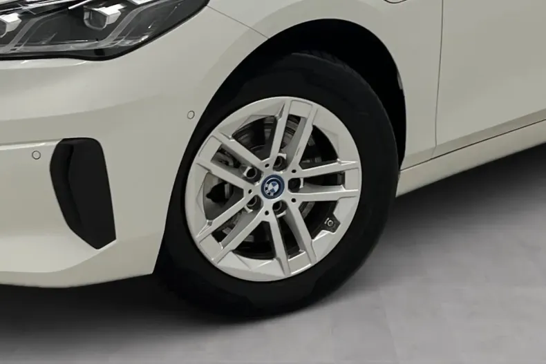 BMW 225 Active Tourer (Seria 2) din 2022 cu 52.250 km - oferta BMW181547 - foto 5