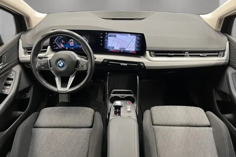 BMW 225 Active Tourer (Seria 2) din 2022 cu 52.250 km - oferta BMW181547 - foto 9