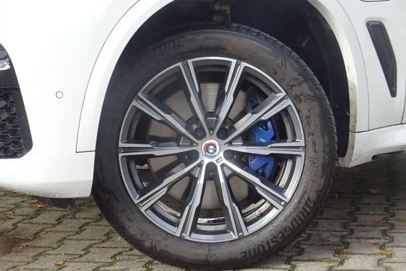 BMW X5 (Seria X) din 2022 cu 41.740 km - oferta BMW181551 - foto 3