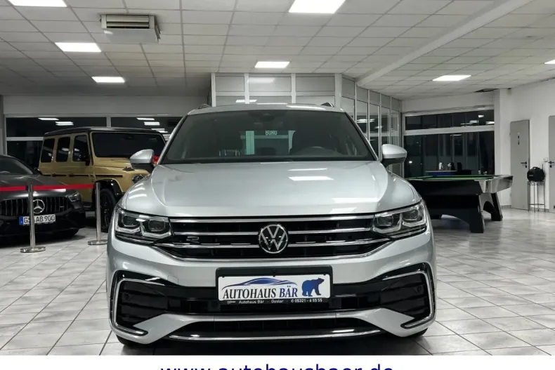 Volkswagen Tiguan din 2024 cu 43.114 km - oferta VOL181558 - foto 2