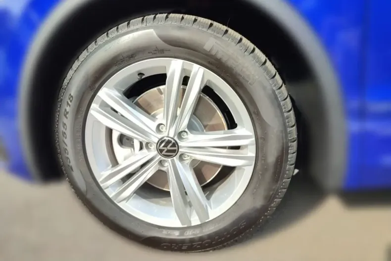 Volkswagen Tiguan din 2025 cu 25.390 km - oferta VOL181562 - foto 4